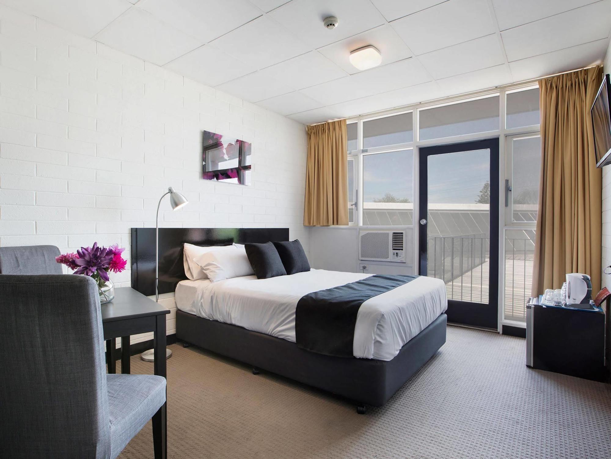 ไนท์แคป แอท ฟินดอน โฮเต็ล Hotel แอดิเลด ภายนอก รูปภาพ
